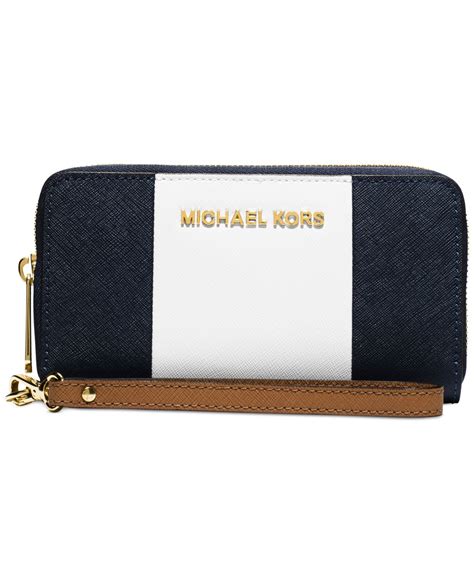 michael kors jet set travel large coin multifunction wallet|Michael Kors multifunction wallet.